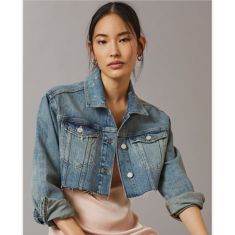 Pilcro Antrophologie Jacket Womens M Ultra-Cropped Mini Trucker Denim Distressed